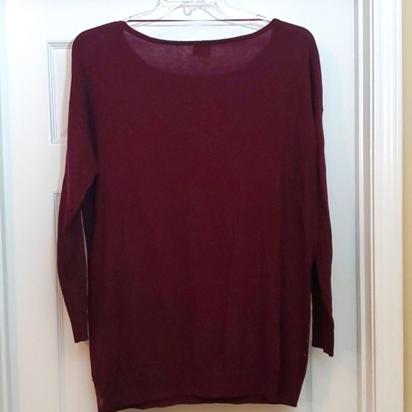 Worthington Ladies Sweater w/ Gold Accents - Picture 8 of 8